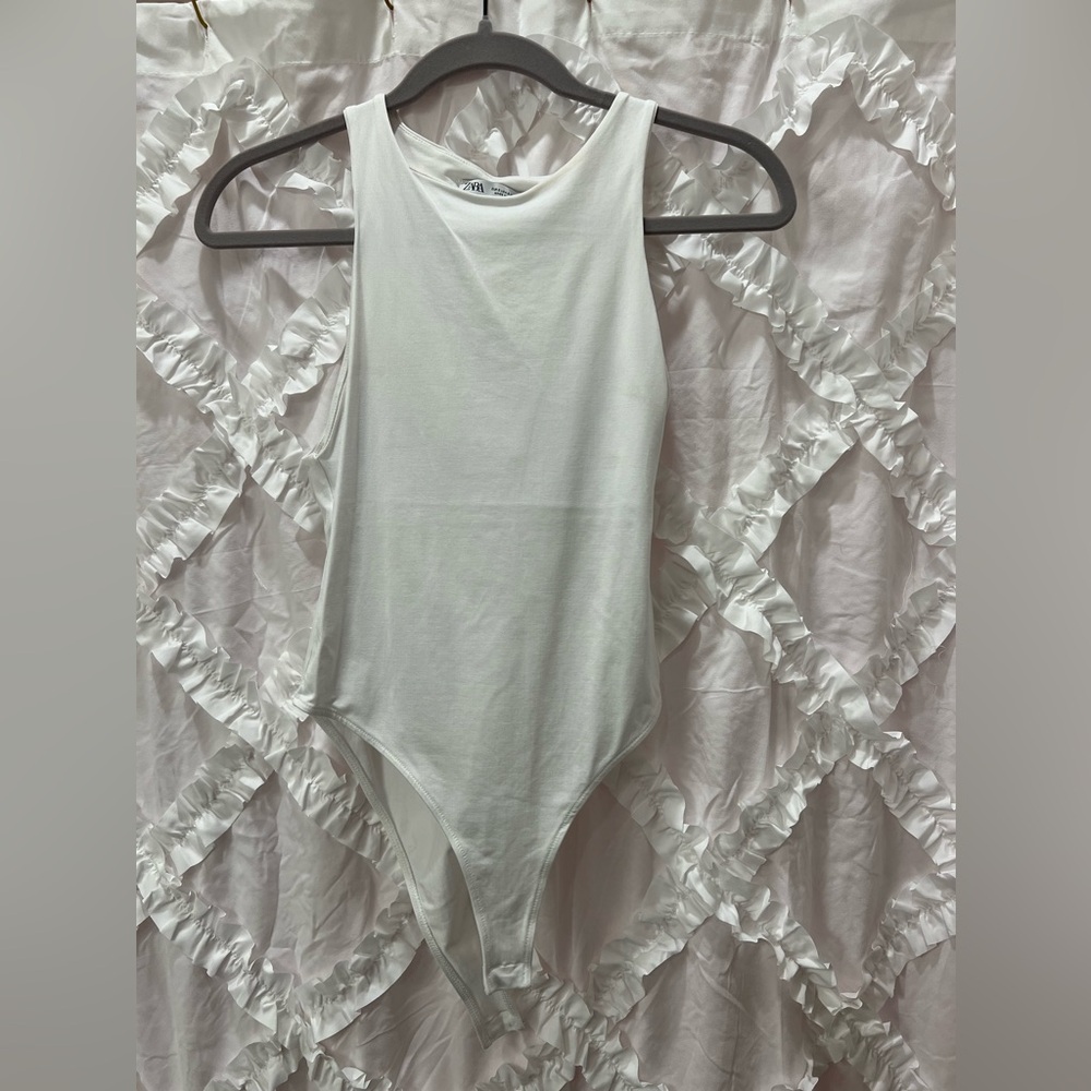 ZARA bodysuit. Size small. White color